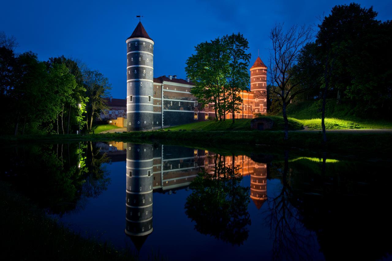 ホテル Best Baltic Panemune Castle Pilis エクステリア 写真